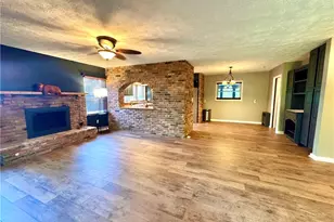 8016 Harris Dr, Garrettsville, OH 44231 - Photo 6
