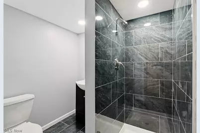 15705 Throckley Avenue, Loveland, OH 44128 - Photo 28