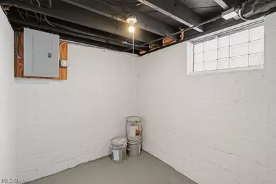 15705 Throckley Avenue, Loveland, OH 44128 - Photo 32