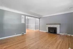 1815 Grantwood Dr, Parma, OH 44134 - Photo 6