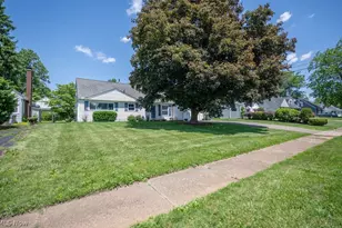 4221 2nd St NW, Canton, OH 44708 - Photo 2
