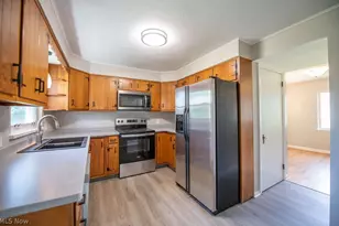 4221 2nd St NW, Canton, OH 44708 - Photo 12