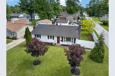 7570 Pinehurst Drive, Mentor on the Lake, OH 44060 - Photo 2
