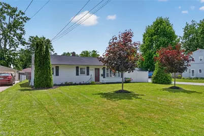 7570 Pinehurst Drive, Mentor on the Lake, OH 44060 - Photo 4