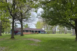 11449 Island Creek Dr, Beloit, OH 44609 - Photo 2