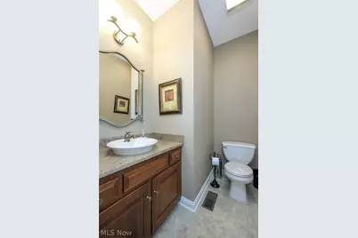 4966 Abbey Church Avenue NW, Canton, OH 44718 - Photo 18