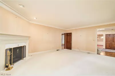 853 Robinwood Hills Drive, Bath, OH 44333 - Photo 12