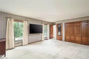 853 Robinwood Hills Dr, Bath, OH 44333 - Photo 24