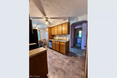 2427 Fortune Avenue, Parma, OH 44134 - Photo 6