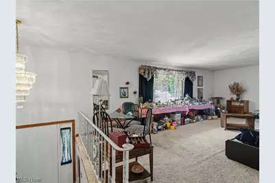 3856 Moonglo Street NW, Uniontown, OH 44685 - Photo 4