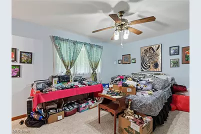 3856 Moonglo Street NW, Uniontown, OH 44685 - Photo 12