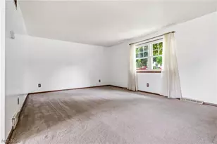 8572 Greenmeadow Ave NW, Canal Fulton, OH 44614 - Photo 10