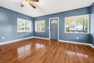 2213 10th St, Cuyahoga Falls, OH 44221 - Photo 6
