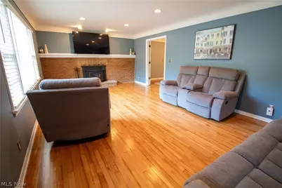 7308 Raccoon Hill Drive, Kirtland, OH 44094 - Photo 14
