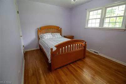 7308 Raccoon Hill Drive, Kirtland, OH 44094 - Photo 24