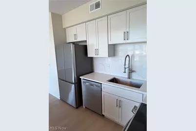 1237 Washington Avenue #809, Loveland, OH 44113 - Photo 6