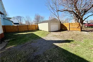909 Clarendon Ave SW, Canton, OH 44710 - Photo 6