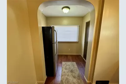 909 Clarendon Avenue SW, Canton, OH 44710 - Photo 14