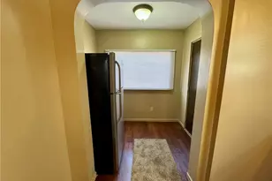 909 Clarendon Ave SW, Canton, OH 44710 - Photo 14