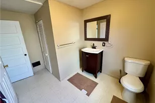 909 Clarendon Ave SW, Canton, OH 44710 - Photo 22