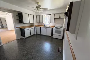 1452 Humbolt Ave, Youngstown, OH 44502 - Photo 4