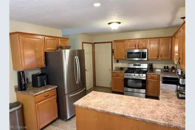 5547 Cider Mill Crossing, Austintown, OH 44515 - Photo 10