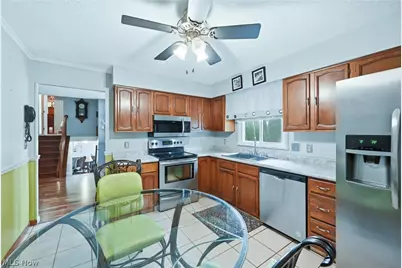 466 Wendemere Drive, Hubbard, OH 44425 - Photo 10