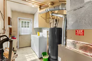 52 N Navarre Ave, Youngstown, OH 44515 - Photo 8