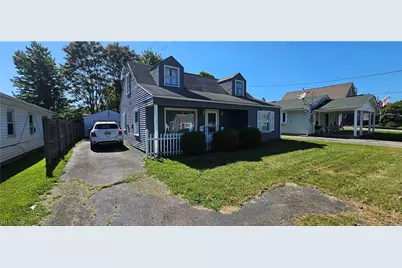 52 N Navarre Avenue, Youngstown, OH 44515 - Photo 2