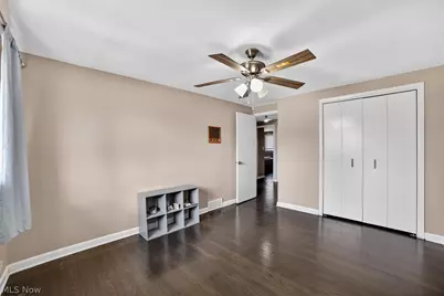 1905 Camberly Drive, Lyndhurst, OH 44124 - Photo 24