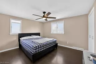 1905 Camberly Dr, Lyndhurst, OH 44124 - Photo 20