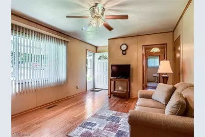 416 Martha Street, Yorkville, OH 43971 - Photo 10