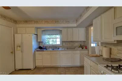 63075 Ridgewood Drive, Cambridge, OH 43725 - Photo 10