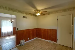 63075 Ridgewood Dr, Cambridge, OH 43725 - Photo 12