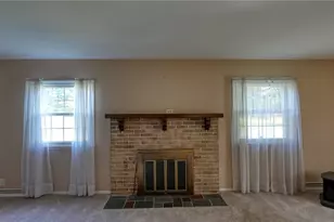 63075 Ridgewood Dr, Cambridge, OH 43725 - Photo 4