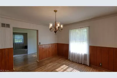 63075 Ridgewood Drive, Cambridge, OH 43725 - Photo 8