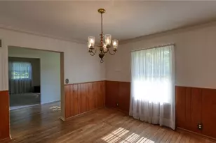 63075 Ridgewood Dr, Cambridge, OH 43725 - Photo 8