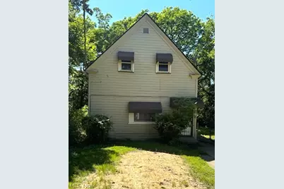 2362 E 76th Street E, Loveland, OH 44104 - Photo 2