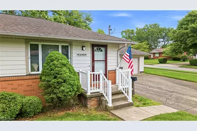 3195 Sunnybrooke Drive, Youngstown, OH 44511 - Photo 4