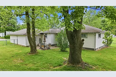 3195 Sunnybrooke Drive, Youngstown, OH 44511 - Photo 30