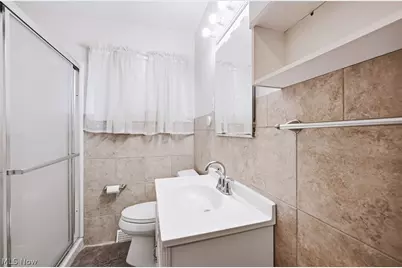 3195 Sunnybrooke Drive, Youngstown, OH 44511 - Photo 20