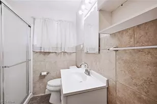 3195 Sunnybrooke Dr, Youngstown, OH 44511 - Photo 20
