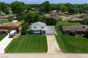 2493 Birchwood Dr, Austintown, OH 44515 - Photo 12