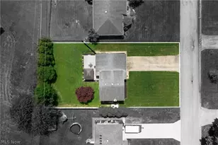 2493 Birchwood Dr, Austintown, OH 44515 - Photo 18