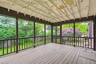 951 S Azalea Blvd, Barberton, OH 44203 - Photo 8