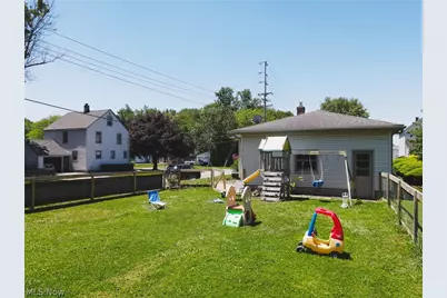 701 Jones Street, Hubbard, OH 44425 - Photo 20