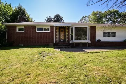 5011 W Boulevard NW, Canton, OH 44718 - Photo 2