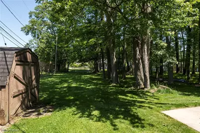 23630 Carriage Lane, North Olmsted, OH 44070 - Photo 10