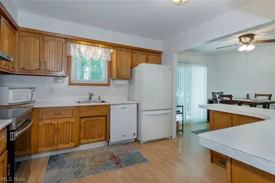23630 Carriage Lane, North Olmsted, OH 44070 - Photo 22