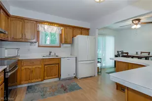 23630 Carriage Ln, North Olmsted, OH 44070 - Photo 22